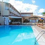 Admiral 4*