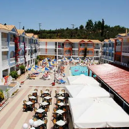 Admiral 4*