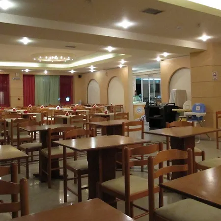 Tsilivi Admiral Hotel 4*