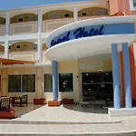 Admiral 4*