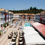 Admiral 4*